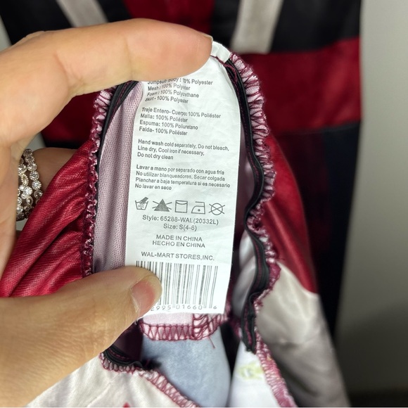 Disney Descendants 3 Ivy One piece Outfit Size Small 4-6 - Picture 6 of 7